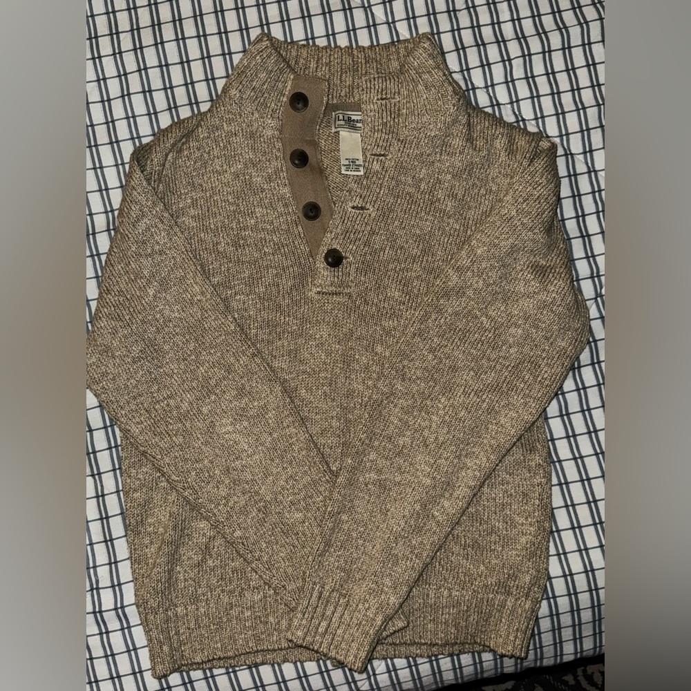 L.L. Bean Sweater Button Collar